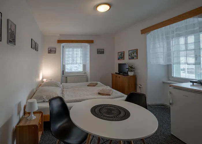 Apartma U Bastu *